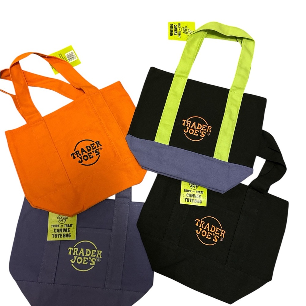 Trader Joe's Halloween Tote Bags set of 4 NWT